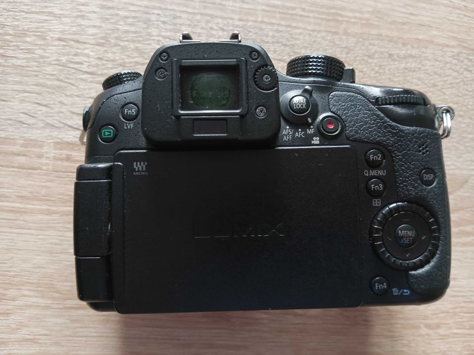 Panasonic Lumix DMC-GH4 body