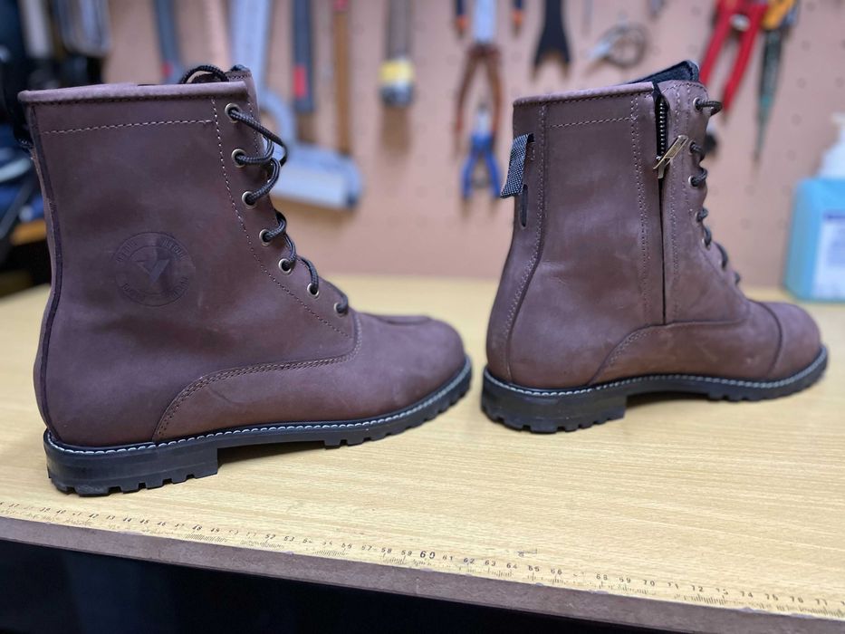 Botas BY CITY Troten III Brown