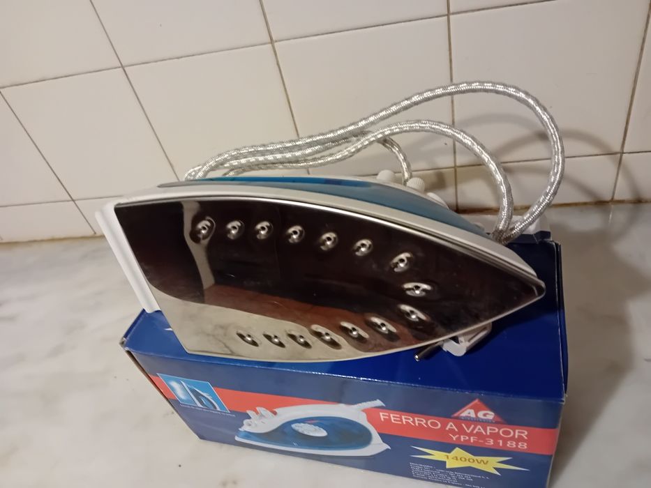 Ferro a Vapor Novo AG