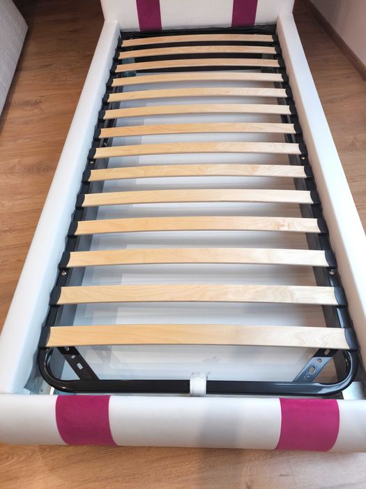 Łóżko młodzieżowe 90x200