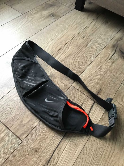 Pas do biegania Nike Race Day + bidony