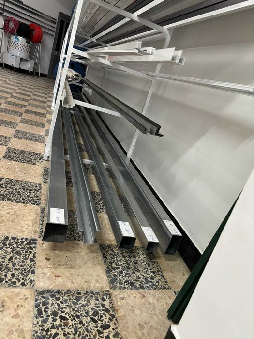 Pilares para adaptar chapas