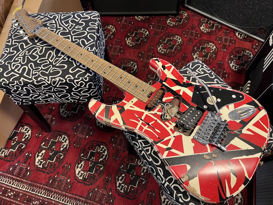 EVH Frankie Striped Relic (Eddie van Halen signature)