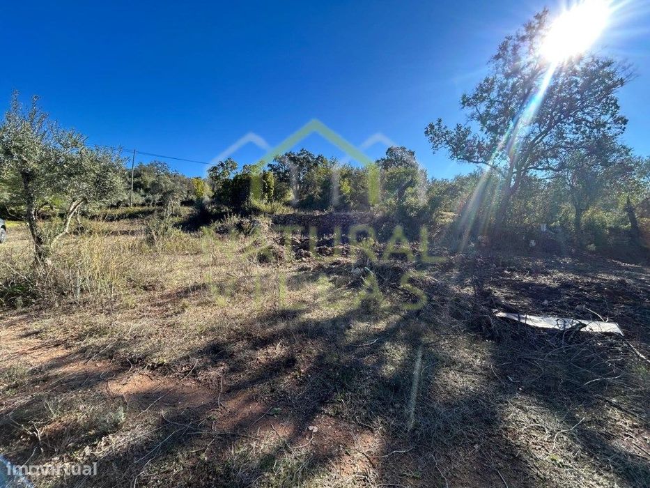 Terreno Rústico com Vistas Magníficas em Querença, Loulé