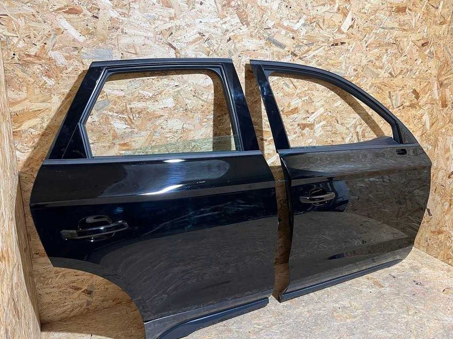 AUDI Q5 80A Двері