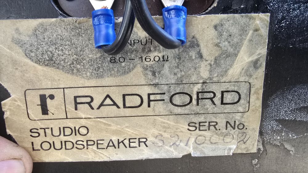 Kolumny Radford Studio