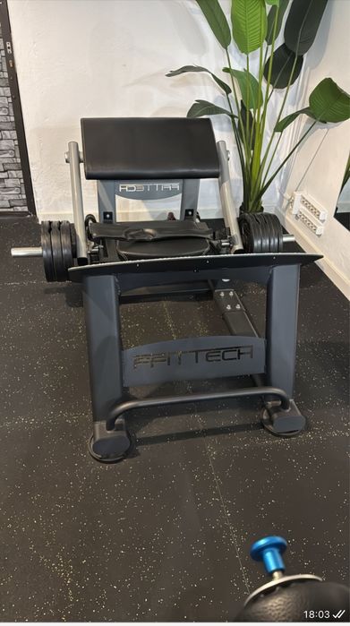 Venda de Maquina de musculação  HIP THRUST