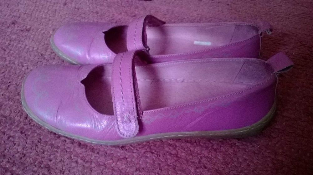 Sapatos e sandálias de marca - 36