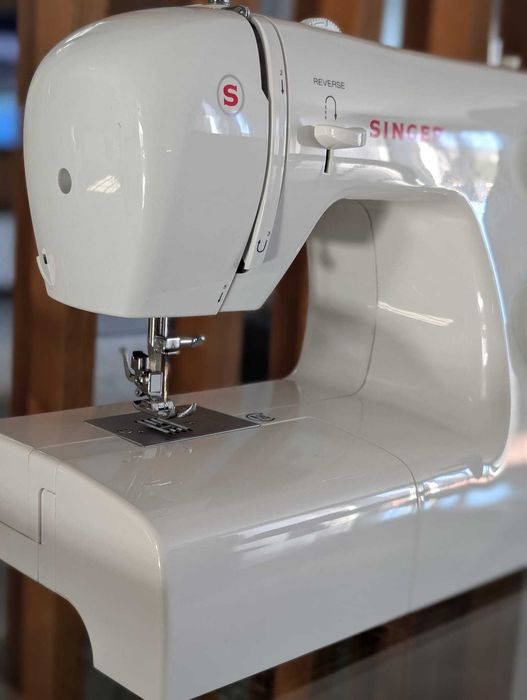Maquina de Costura Singer