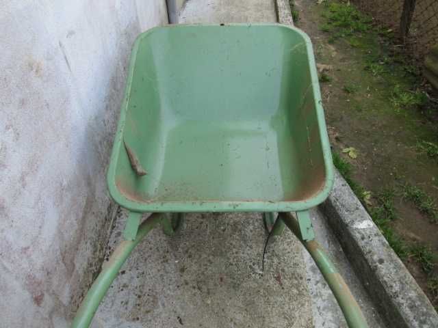 Carro   de   mao  como    novo e  cantoneiro