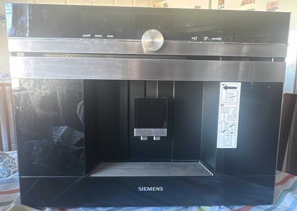 Máquina de Café de Encastre SIEMENS nova nunca usada — 1350€