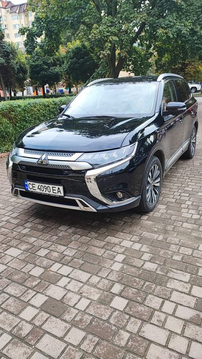 Mitsubishi Outlander 2021