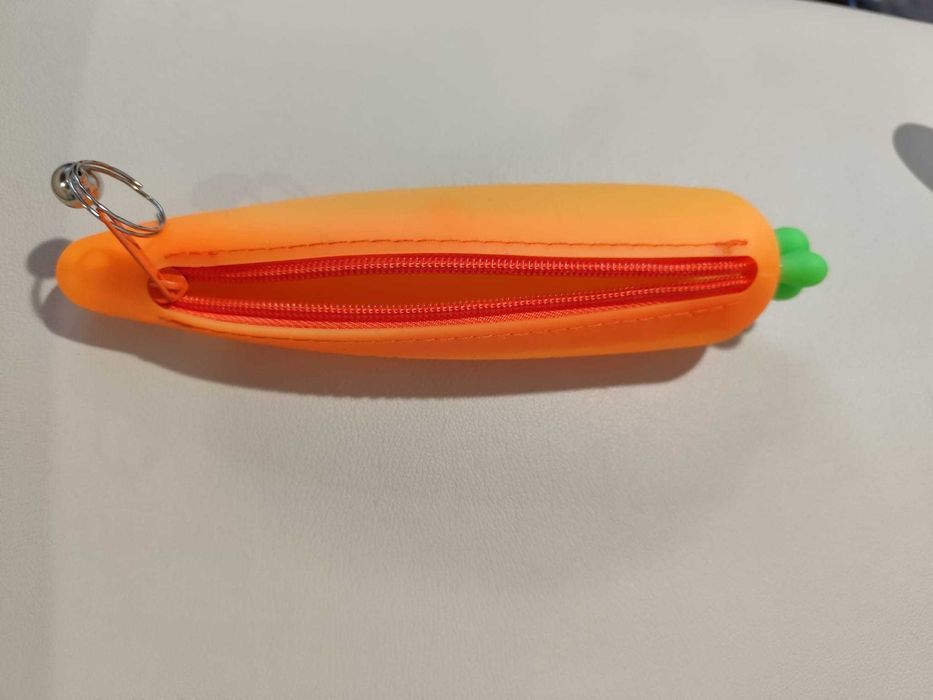 Estojos criativos (cenoura, maçaroca e banana)