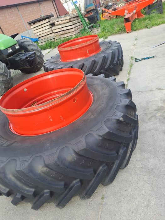 Koła bliźniacze   rozmiar 650/ 85 R 42