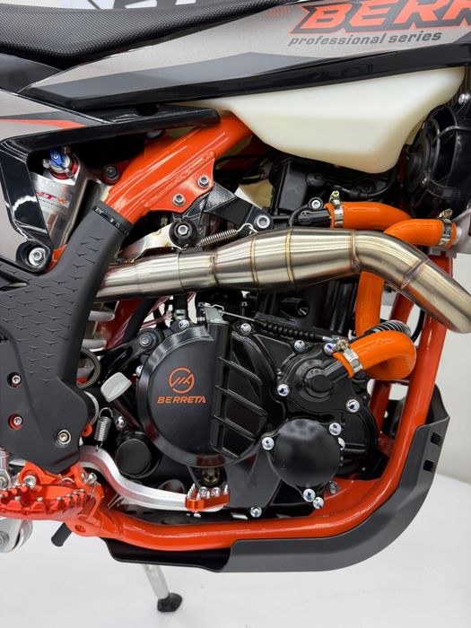 Cross Berreta TR7 300cc Professional series