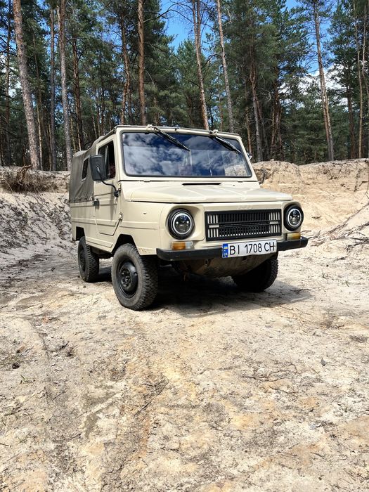 Автомобіль Луаз 969М