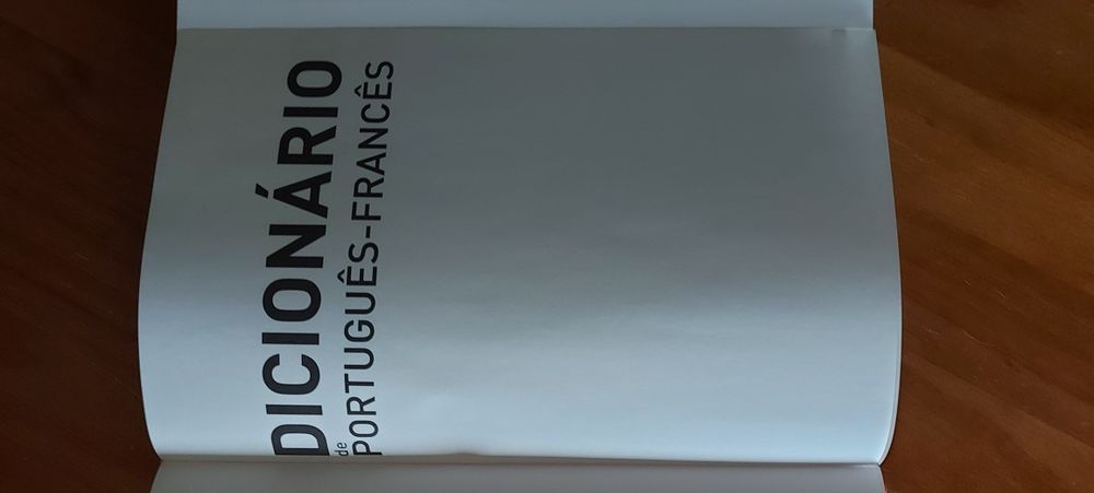 Dicionário Português-Francês da Porto Editora