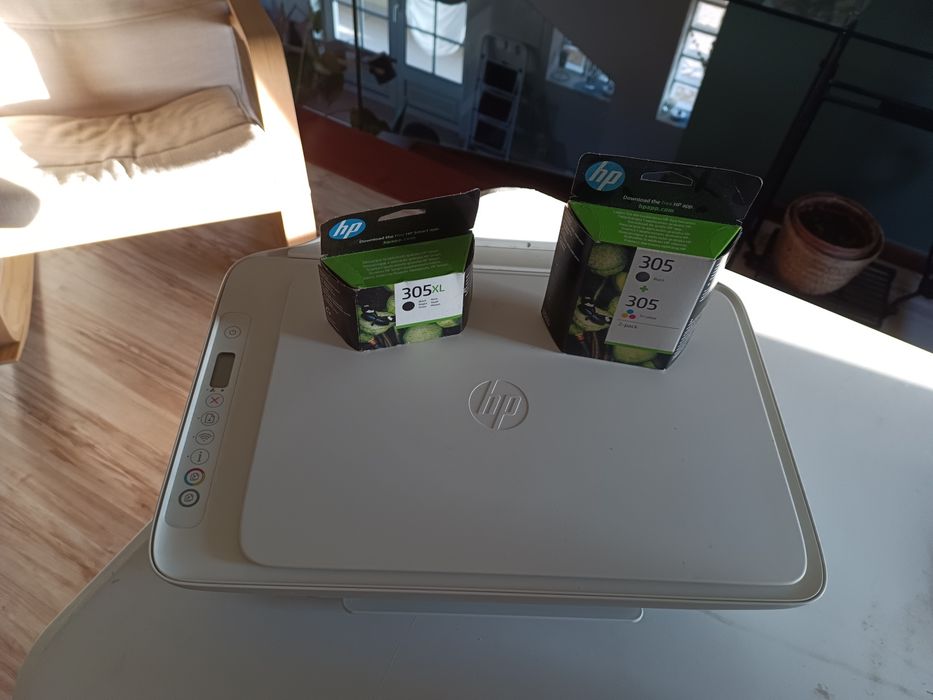 Impressora HP Deskjet 2710e