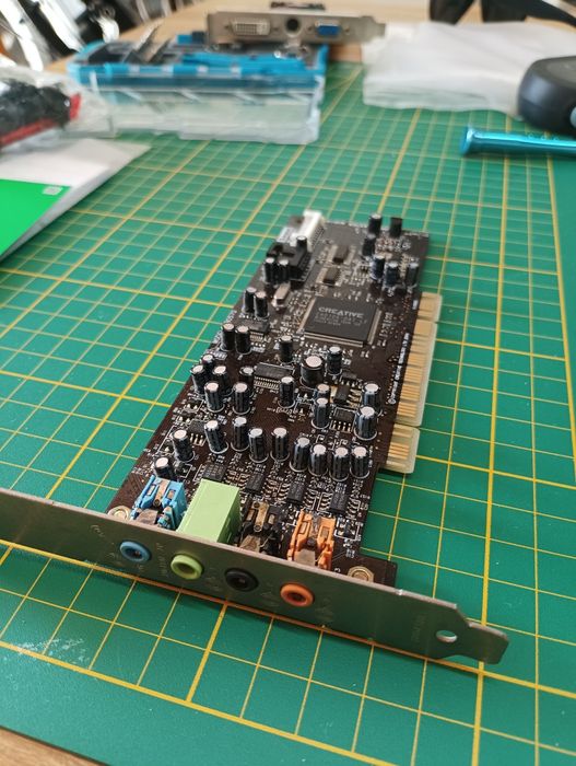Placa de som Creative Sound Blaster PCI 128