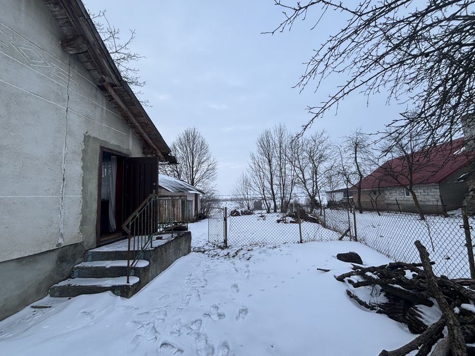 Продається будинок с.Ролів