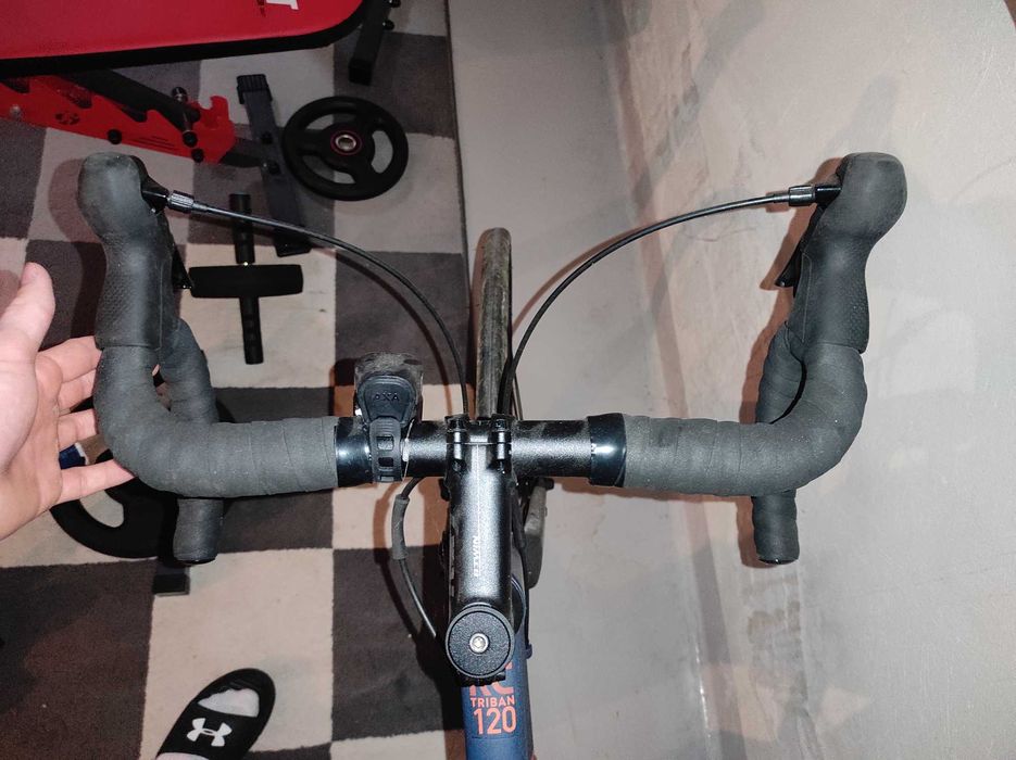 Rower szosowy Triban RC120