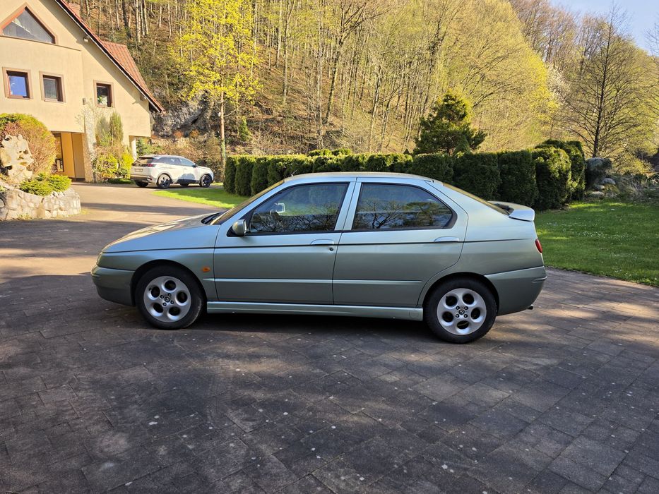 Alfa Romeo 146   1.9 JTD