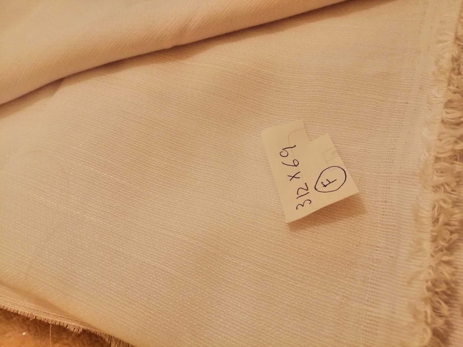 Vários Tecidos p/ cortinados / Decoração - Medidas nas fotos
