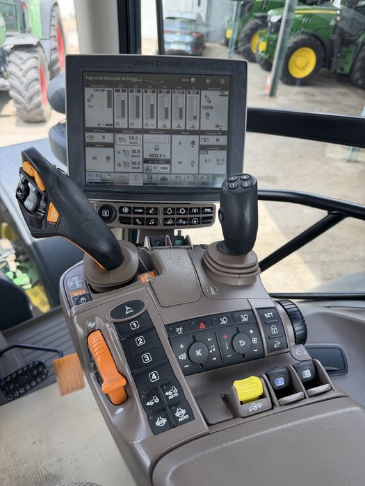 John deere 6195R