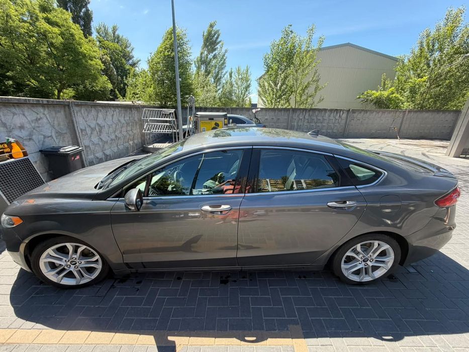 Ford Fusion 2020 VIN 3FA6P0RU5LR182154 фото оголошення 4 з 8