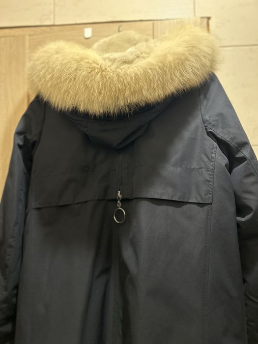 Пуховик з натуральним хутром