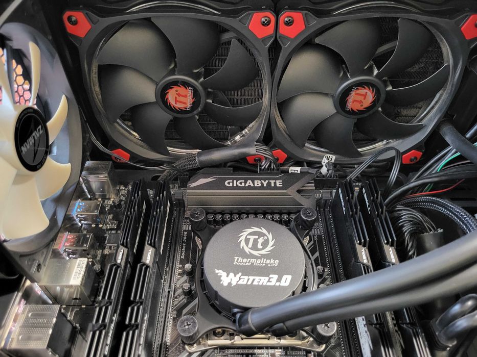 ПК i7-7800X Intel / 32 GB RAM / M2 SSD / Водяне охолодження