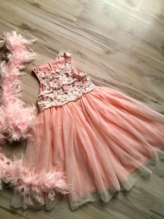 Святкова сукня з паєтками h&m,128-134см