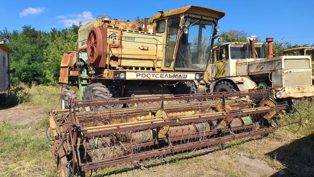 Сільськогосподарське підприємство продає комбайн КЗС-1218 ПОЛІССЯ ДОН