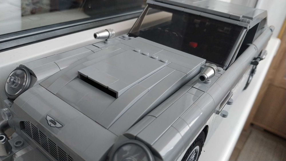 Конструктор LEGO Creator Expert James Bond Aston Martin DB5 (10262)