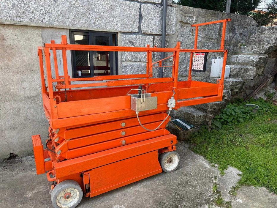 Plataforma Elevatória Skyjack SJIII-3219