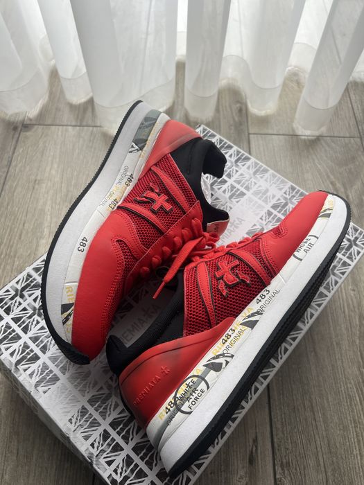 Кросівки жіночі premiata