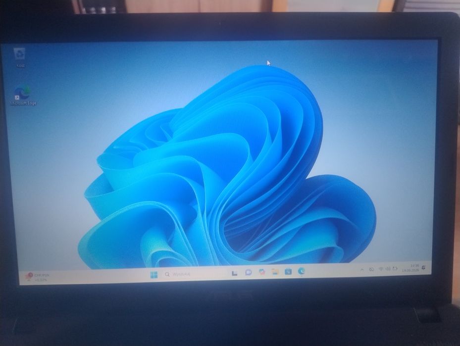 Sprzedam  Laptop Asus