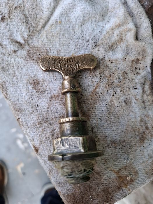 Antiga peça da companhia das águas