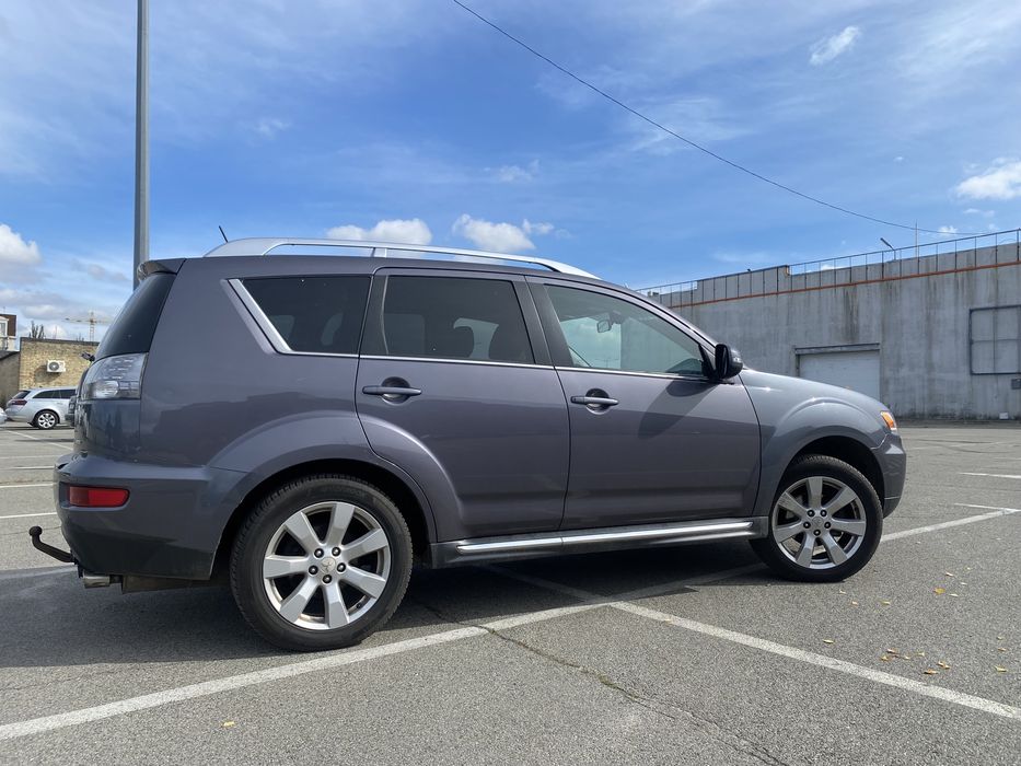 Mitsubishi Outlander XL 2010  2.2 diesel 4*4