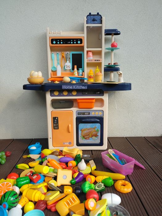 Kuchnia zabawkowa Home Kitchen + sztućce, garnki, jedzenie