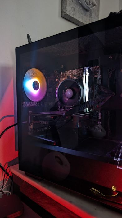 COMPUTADOR GAMING - AMD RYZEN 5 5500/RTX 4060 8GB/

16GB RAM/500GB SSD/WINDOWS 11 HOME - CHIP7 AURORA

V40 POWERED BY ASUS