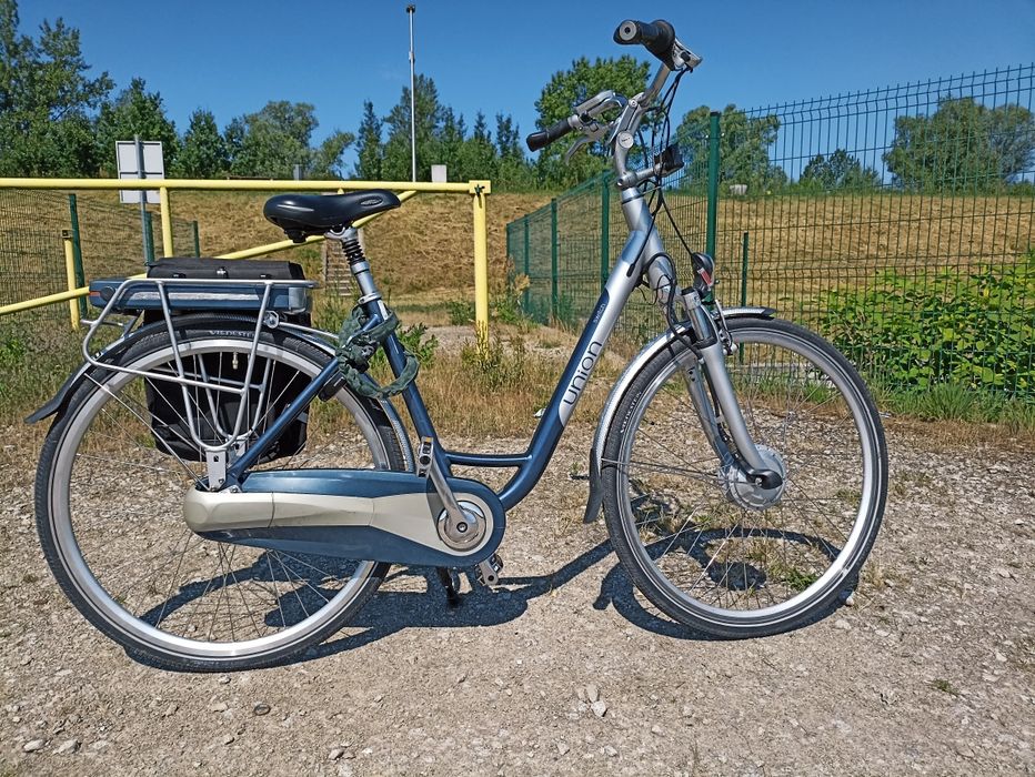 Rower elektryczny union switch z ładowarką i torbą
