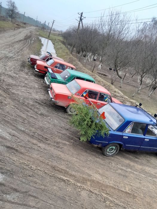 Розборка ваз з 01 до09 і 099 2110 2111 2112 2113 2114  2115 є всі запчастини відправка новою поштою по україні