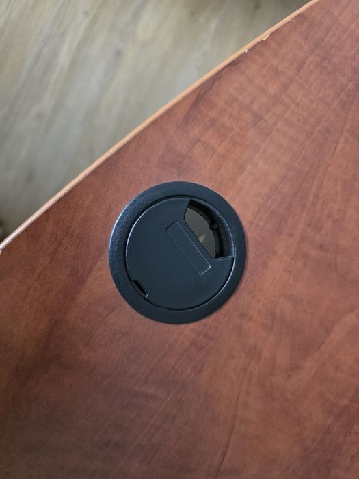 Secretária de escritório em madeira e metal – como nova