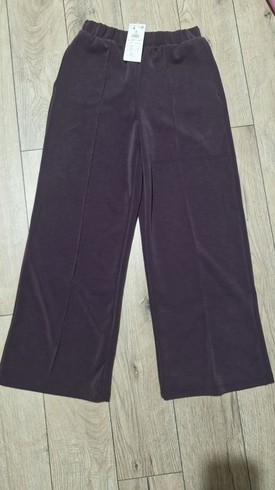 Spodnie z modalu Reserved S