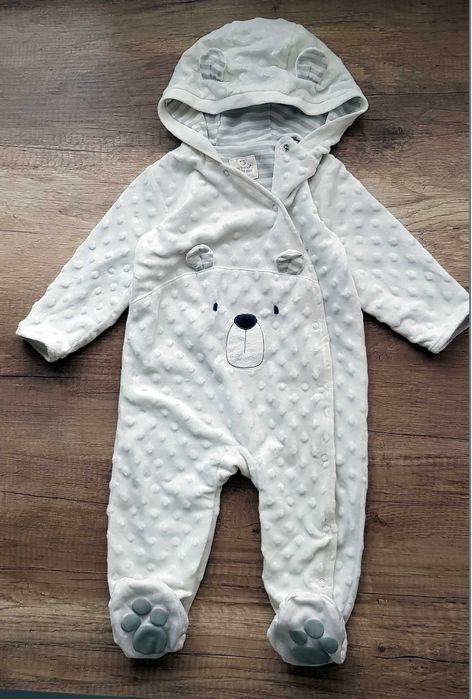 Śliczny, cieplutki pajacyk 9-12 m-cy (r. 80)