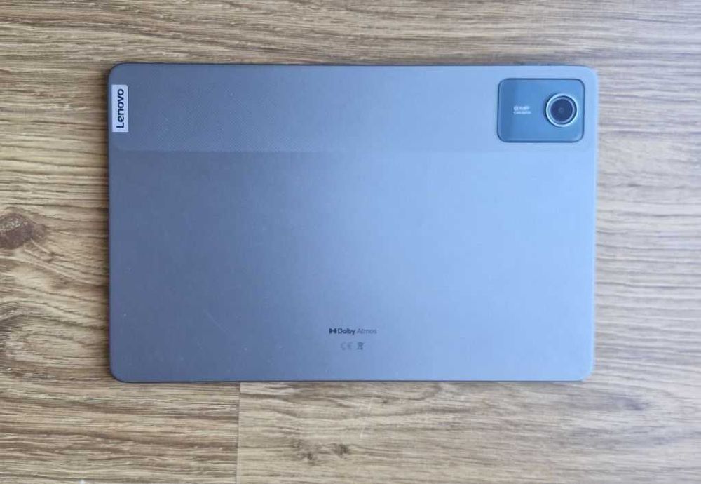 tablet lenovo tab m11 4 gb ramu 128 gb pamięci + etui