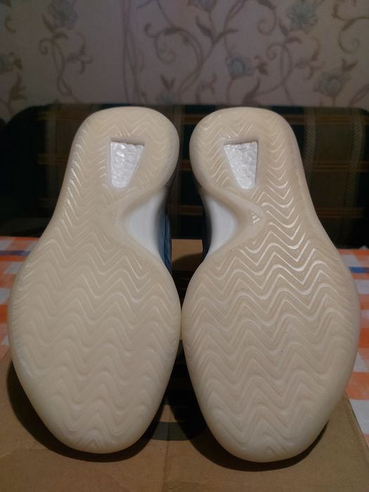 Adidas Yeezy boost qntm quantum 9 uk