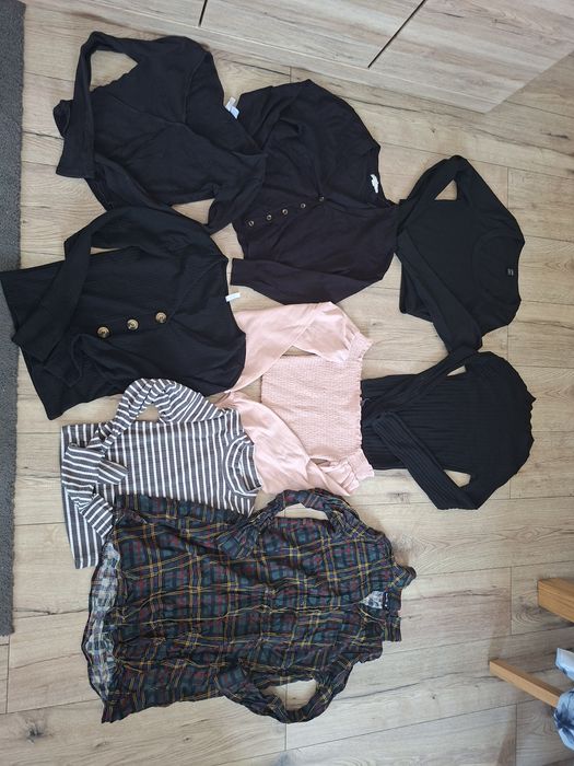 Zestaw   bluzek .