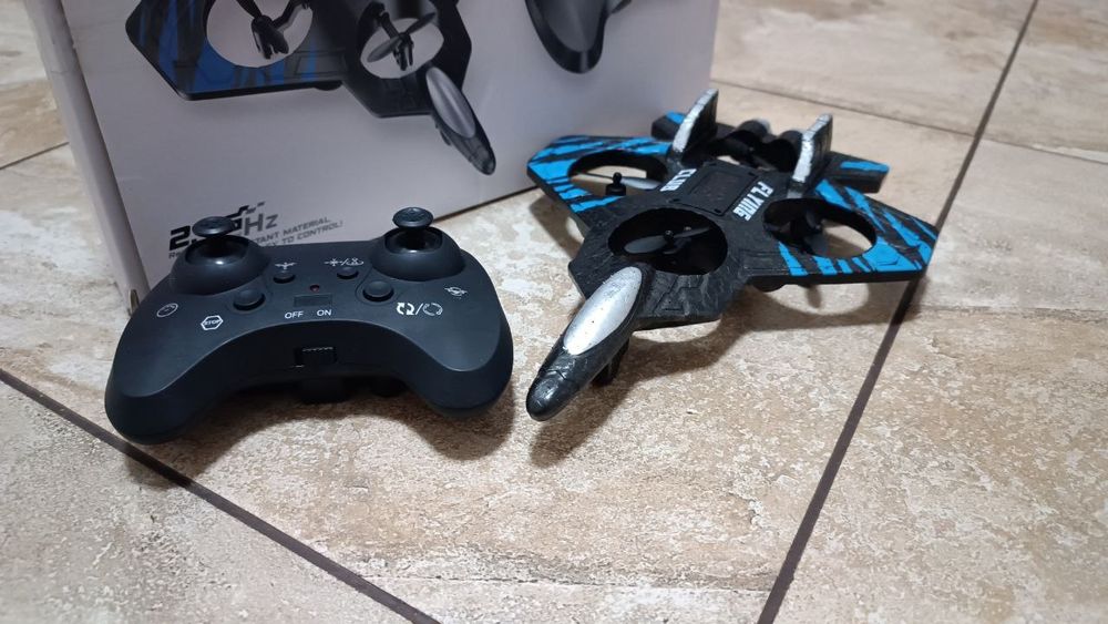 Літак на радеокеруванні